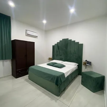 Luxury 3*