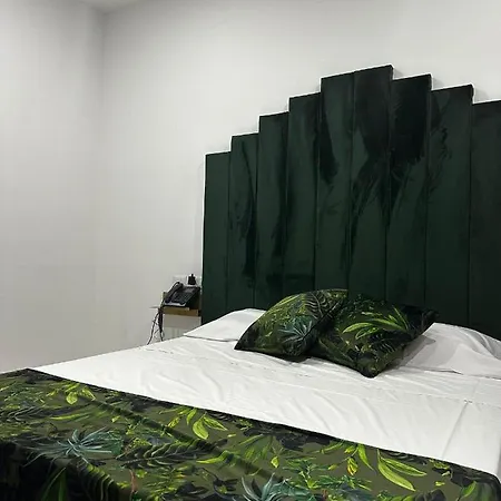Luxury 호텔