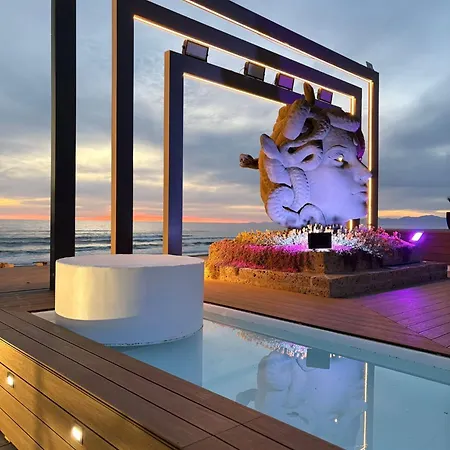 Hotel Luxury 3*
